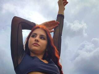 에로틱 한 영상 채팅 Luuu-