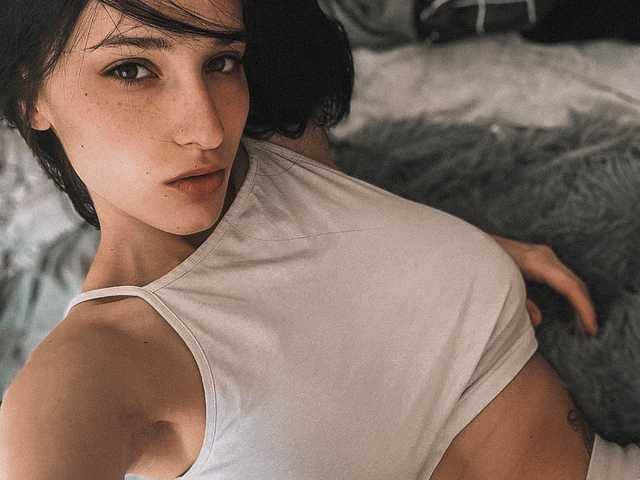 프로필 사진 LuxBrunette