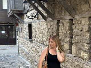 에로틱 한 영상 채팅 LuxuryAlya8