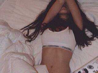 에로틱 한 영상 채팅 MacCaa-megan