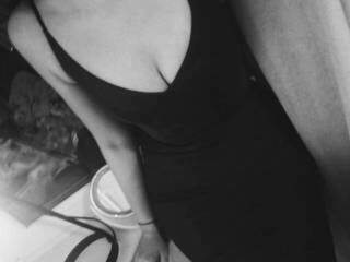 에로틱 한 영상 채팅 madelein