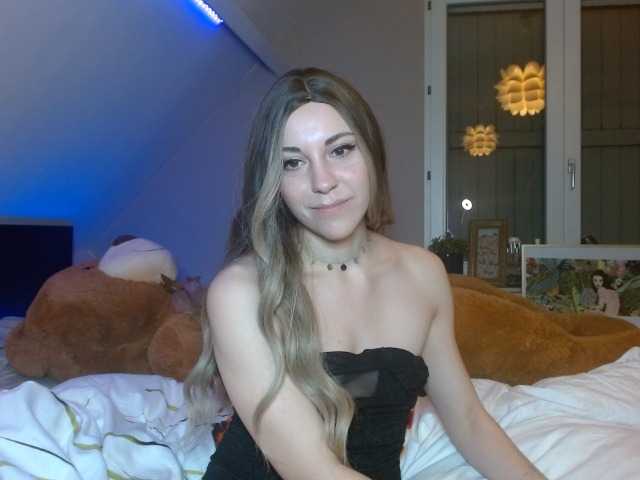 사진 Madeline- Dildo in pussy in @remain tokens! Domi on my pussy ! Favorite vibrations 224488111... NLDEEN