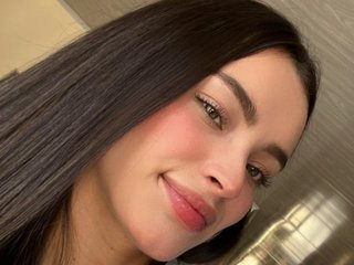 에로틱 한 영상 채팅 MadissonSutter