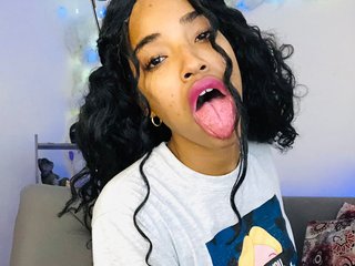 에로틱 한 영상 채팅 MadyH98