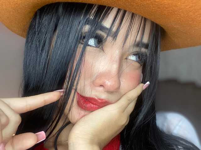 프로필 사진 MaeMiller