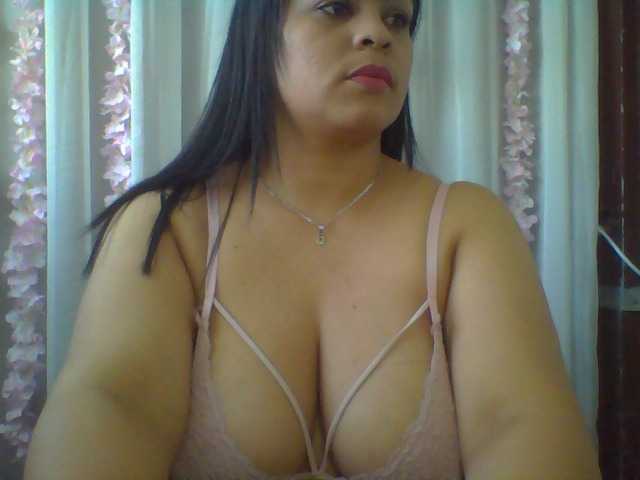 사진 mafersmile #latina #bigboobs #bbw #mature #mistress