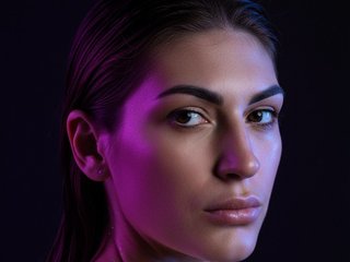 에로틱 한 영상 채팅 MaggieTurner