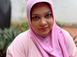 에로틱 한 영상 채팅 Maissanabila