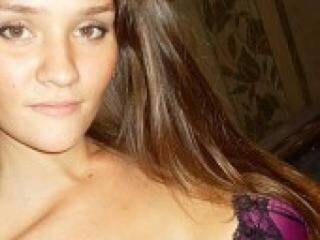 에로틱 한 영상 채팅 makayla