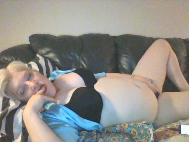 방송 스크린 샷 MakeOutBandit