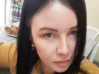 에로틱 한 영상 채팅 Maksima85