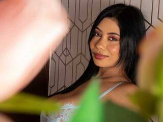 에로틱 한 영상 채팅 Manuela-Marti