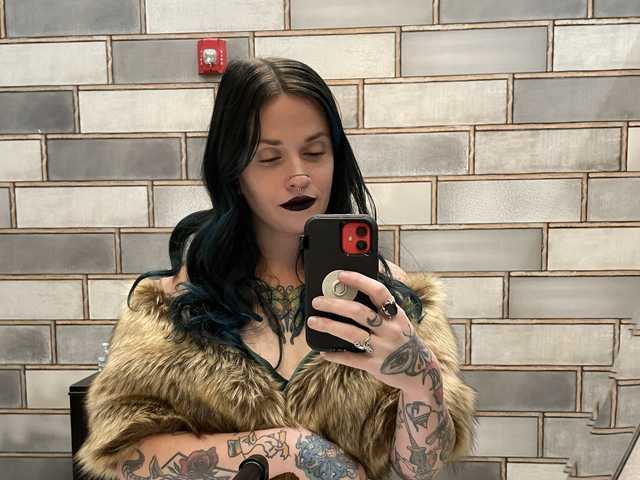 프로필 사진 MarcelineGoddess