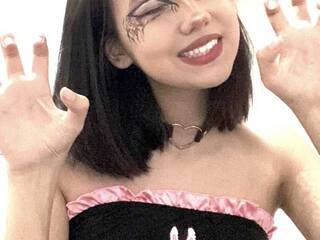 에로틱 한 영상 채팅 MargoRoss