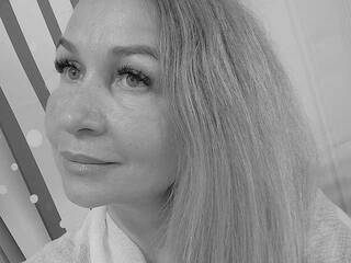 에로틱 한 영상 채팅 MARIA777A