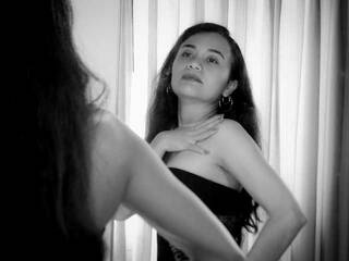 에로틱 한 영상 채팅 MarianaMurill