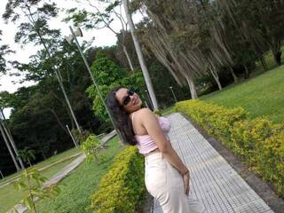 에로틱 한 영상 채팅 MarianRinaldi