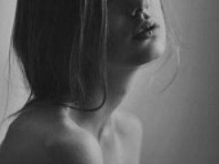 에로틱 한 영상 채팅 marinne