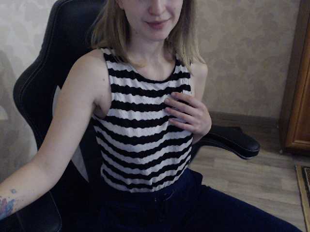 사진 Marishka3 Good girl looking for some fun and wanna show more body