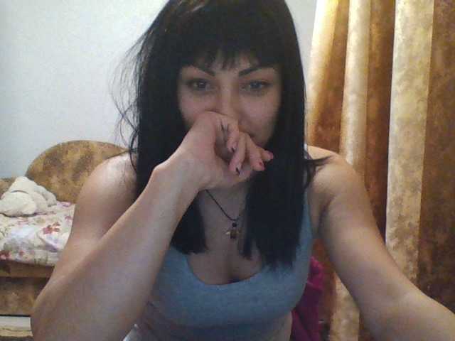 사진 Mariya85 Add to friends 6 tok Open your camera 8 tok Private message to you 10 tok