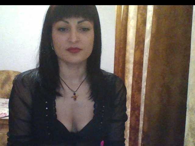 사진 Mariya85 Add to friends 6 tok Open your camera 8 tok Private message to you 10 tok