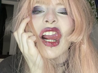 에로틱 한 영상 채팅 Markiss