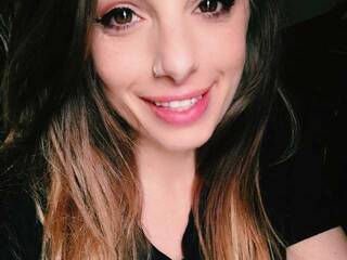 에로틱 한 영상 채팅 MarleyJaydes