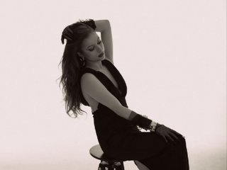 에로틱 한 영상 채팅 MarlynAnderson