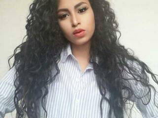 에로틱 한 영상 채팅 Marolin