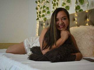 에로틱 한 영상 채팅 MartinaDave