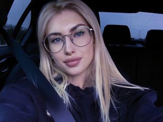 에로틱 한 영상 채팅 MashaTitova