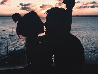 에로틱 한 영상 채팅 MasterAndMargaritaa