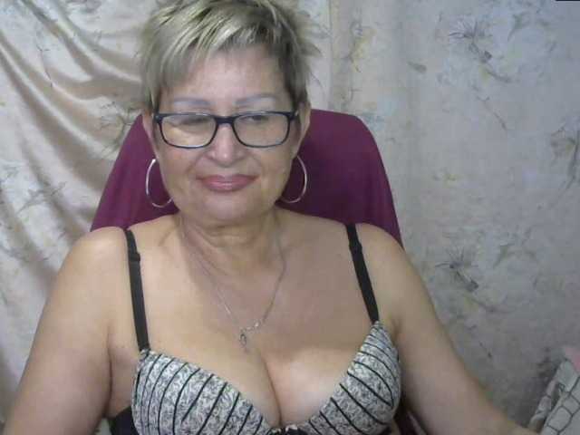 사진 MatureLissa Who wants to see mature pussy ? pls for @total English and German