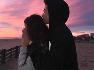 에로틱 한 영상 채팅 LeshaMasha