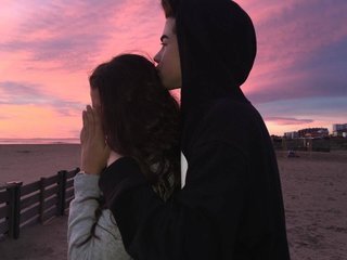 에로틱 한 영상 채팅 LeshaMasha