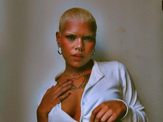 에로틱 한 영상 채팅 Maze-silver-star