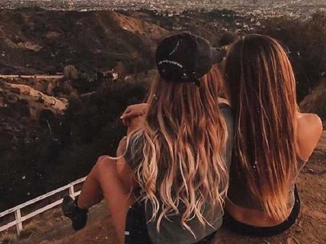 프로필 사진 MelanieAndDonna