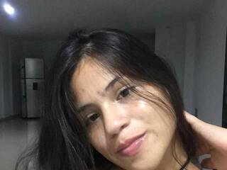 에로틱 한 영상 채팅 MelanieFerell