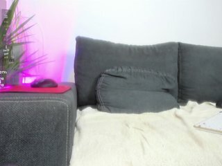 에로틱 한 영상 채팅 Melanieway