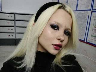 에로틱 한 영상 채팅 MelindaLevis