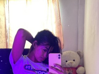 에로틱 한 영상 채팅 MelissaLux