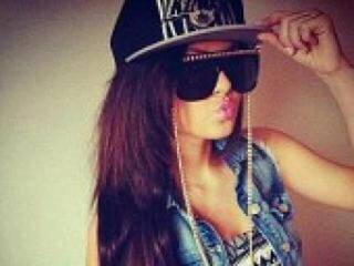 에로틱 한 영상 채팅 melisssaa7