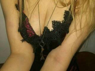 에로틱 한 영상 채팅 mellisse