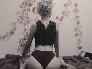 에로틱 한 영상 채팅 Meow-Jessica