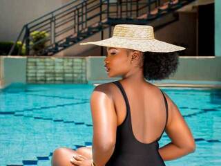 에로틱 한 영상 채팅 Mercybanks