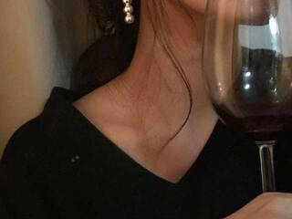 에로틱 한 영상 채팅 Mes-Fantaisies