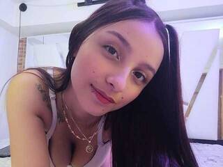 에로틱 한 영상 채팅 Mia-Brown