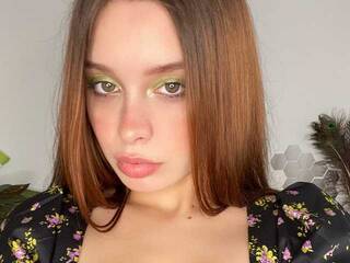 에로틱 한 영상 채팅 MiaAdderly