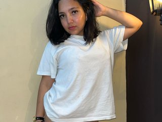 에로틱 한 영상 채팅 MiaBrooks