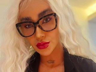 에로틱 한 영상 채팅 MiaBrunette